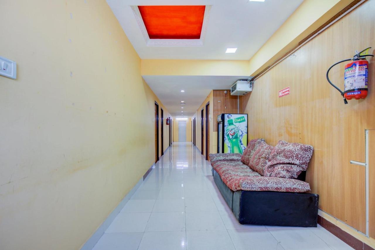 Oyo Flagship Amutha Residency Hotell Chennai Exteriör bild