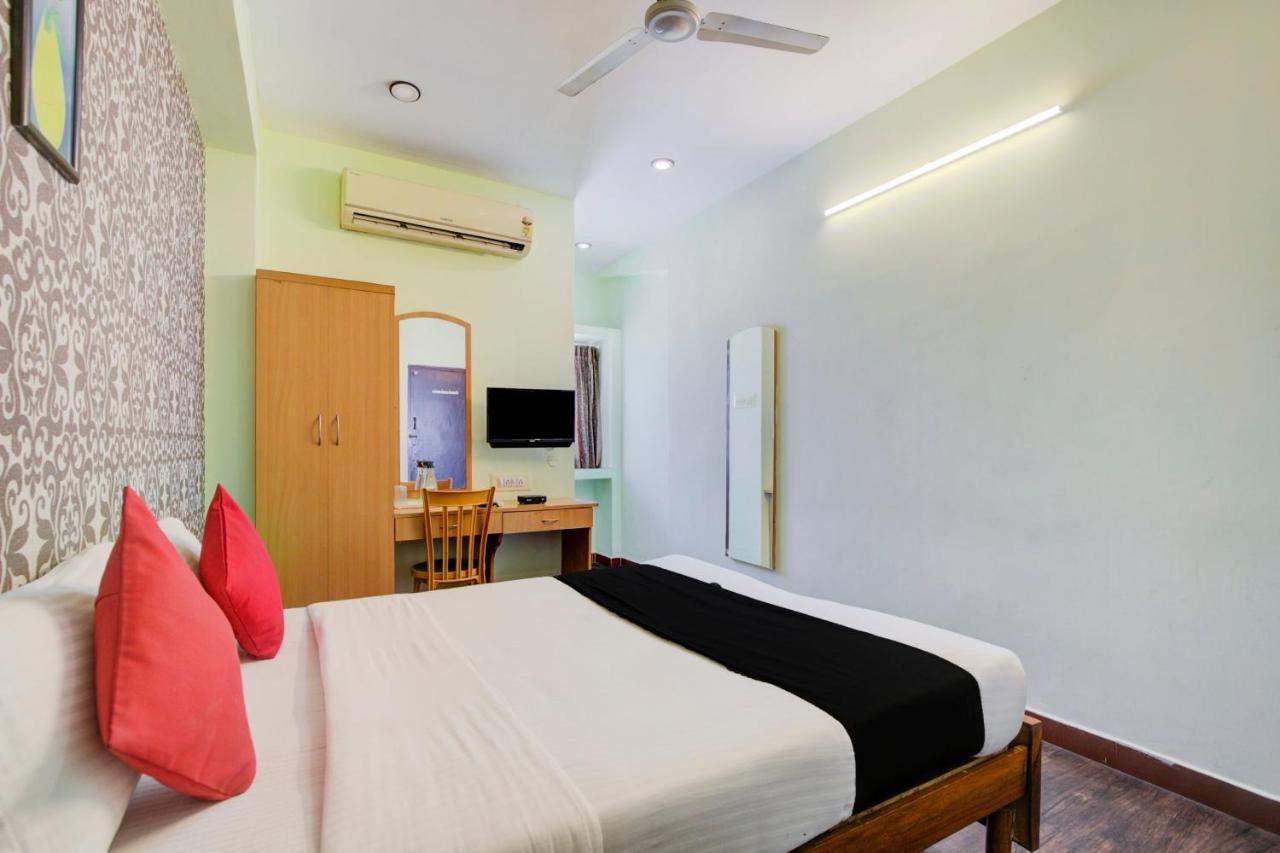 Oyo Flagship Amutha Residency Hotell Chennai Exteriör bild
