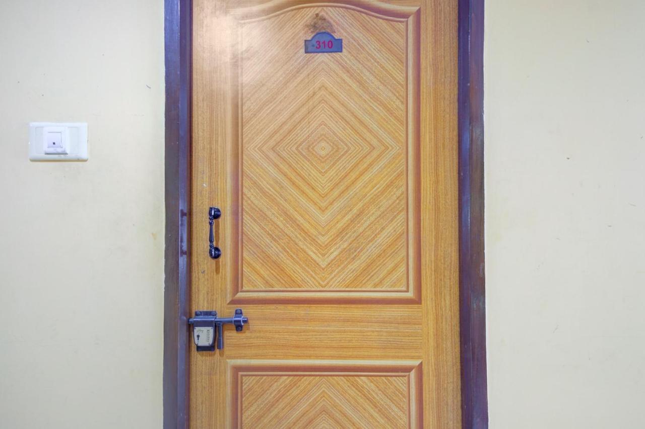 Oyo Flagship Amutha Residency Hotell Chennai Exteriör bild