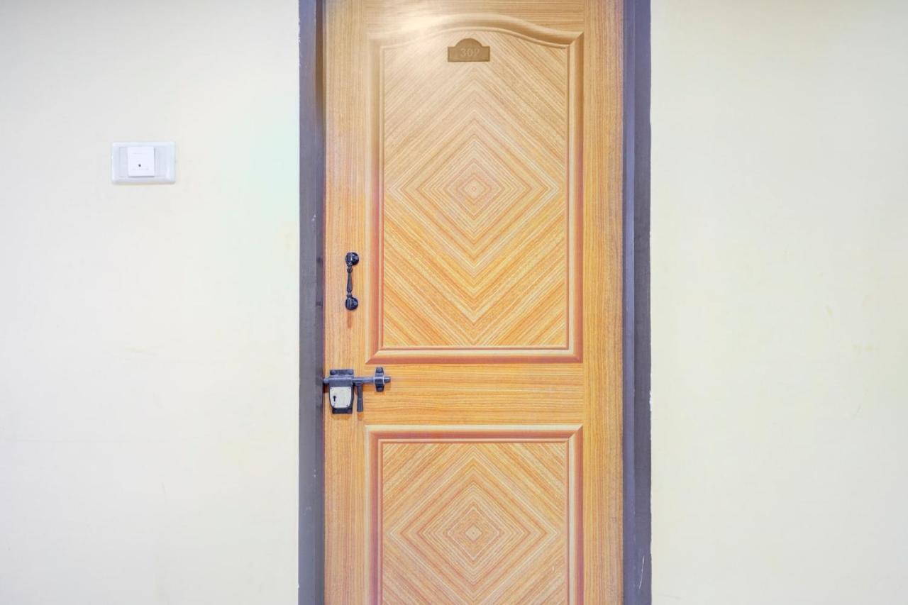 Oyo Flagship Amutha Residency Hotell Chennai Exteriör bild