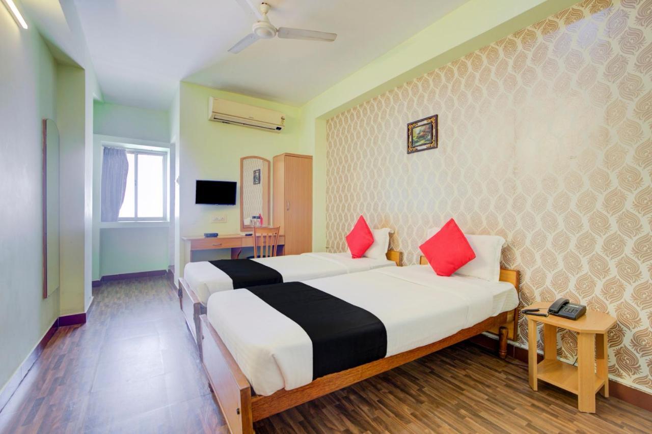 Oyo Flagship Amutha Residency Hotell Chennai Exteriör bild