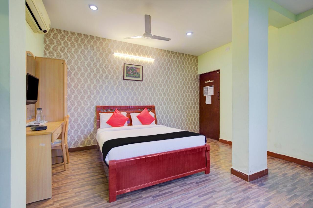 Oyo Flagship Amutha Residency Hotell Chennai Exteriör bild