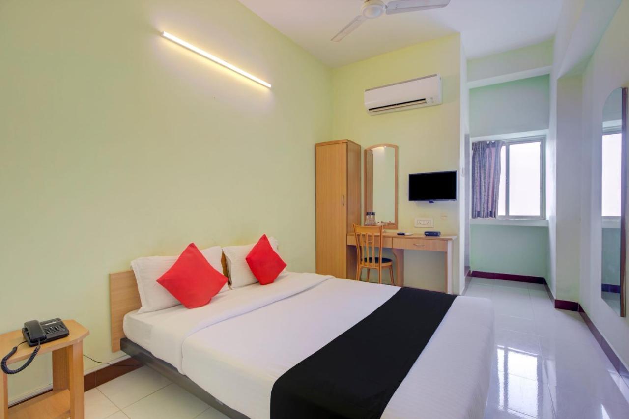 Oyo Flagship Amutha Residency Hotell Chennai Exteriör bild